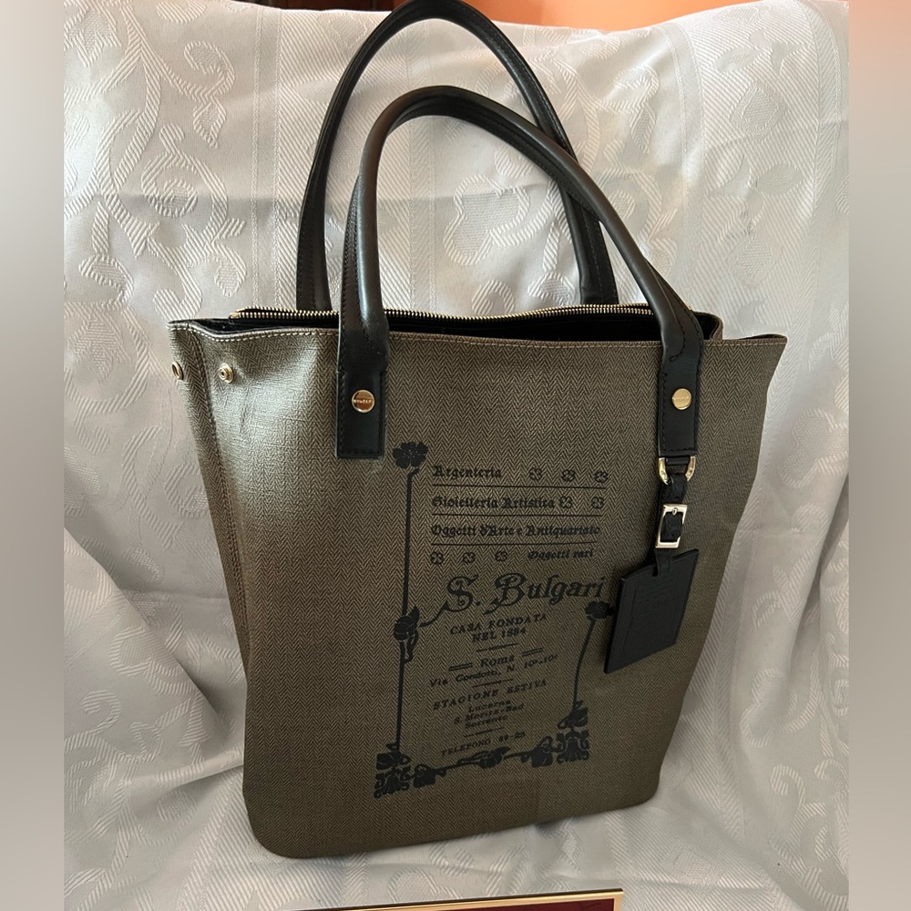 Bulgary tote